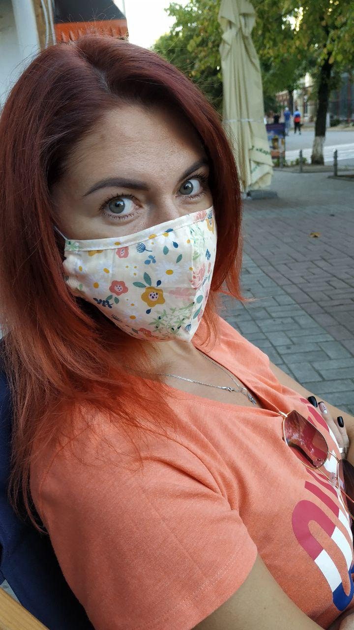 Reusable Face Mask with Nose Wire and Filter Pocket Covering with Adjustable Straps Cloth Washable Women Floral Designer Triple Layer Masks