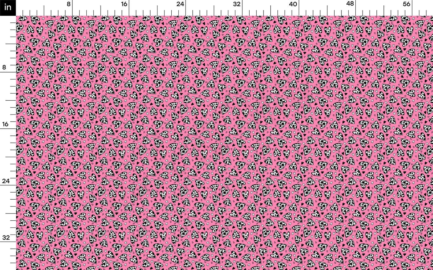 a pink and black pattern on a ruler
