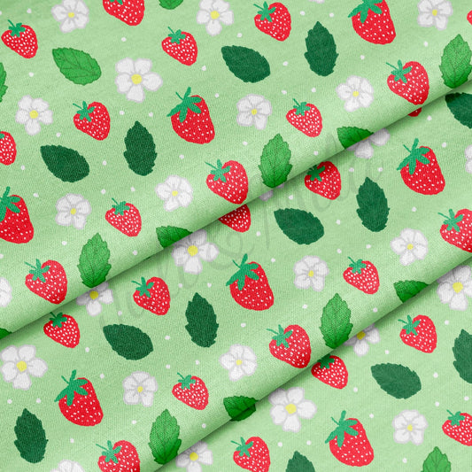 100% Cotton Fabric CTN2470 Strawberries